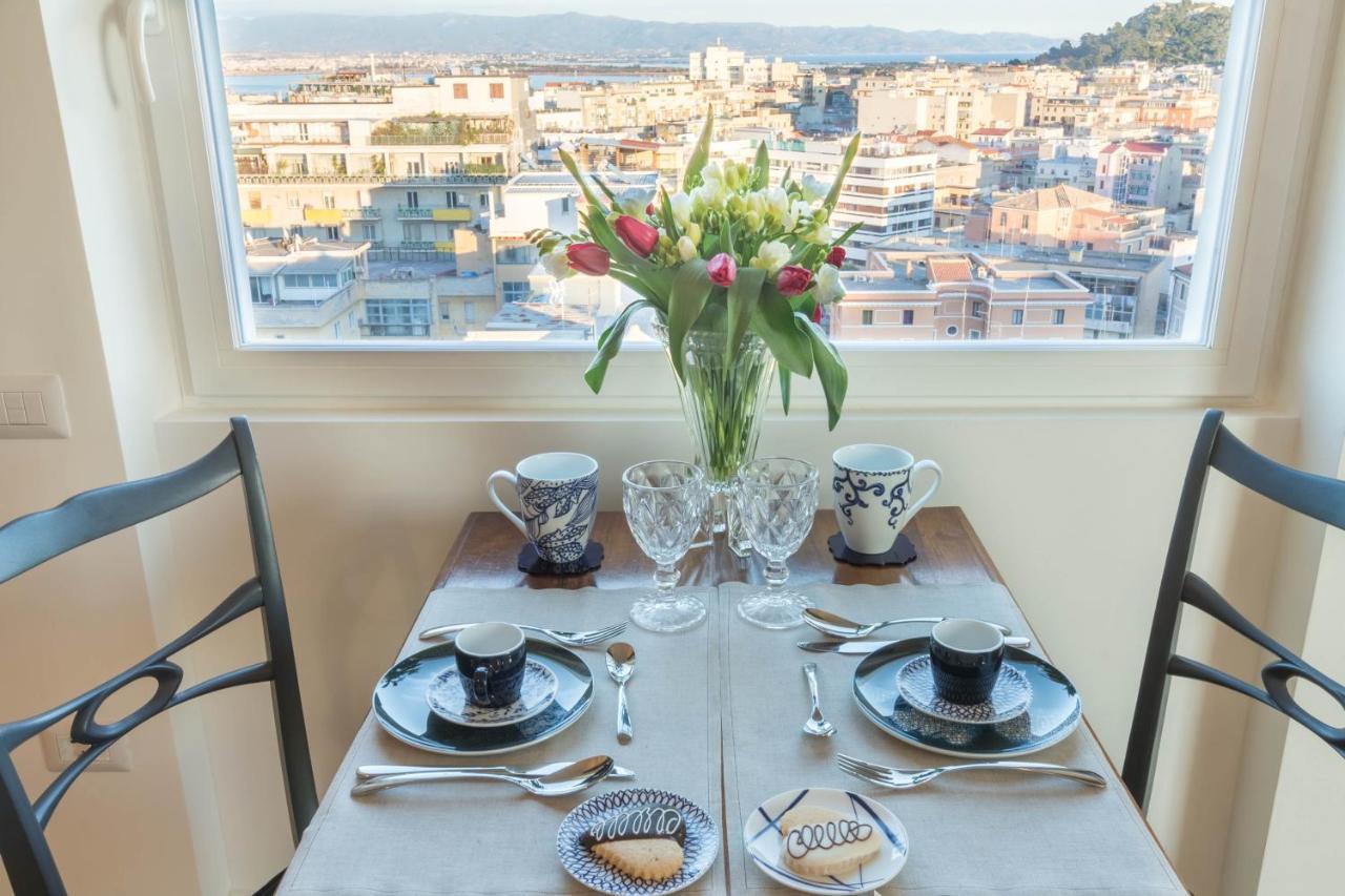 Eleventh Floor Suites Cagliari Eksteriør billede