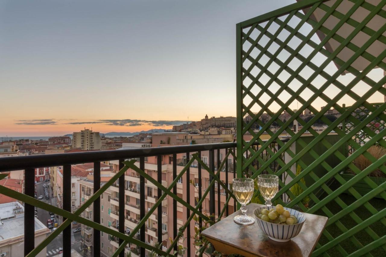 Eleventh Floor Suites Cagliari Eksteriør billede