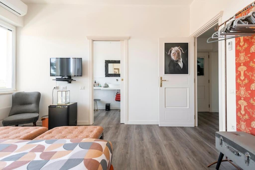 Eleventh Floor Suites Cagliari Eksteriør billede